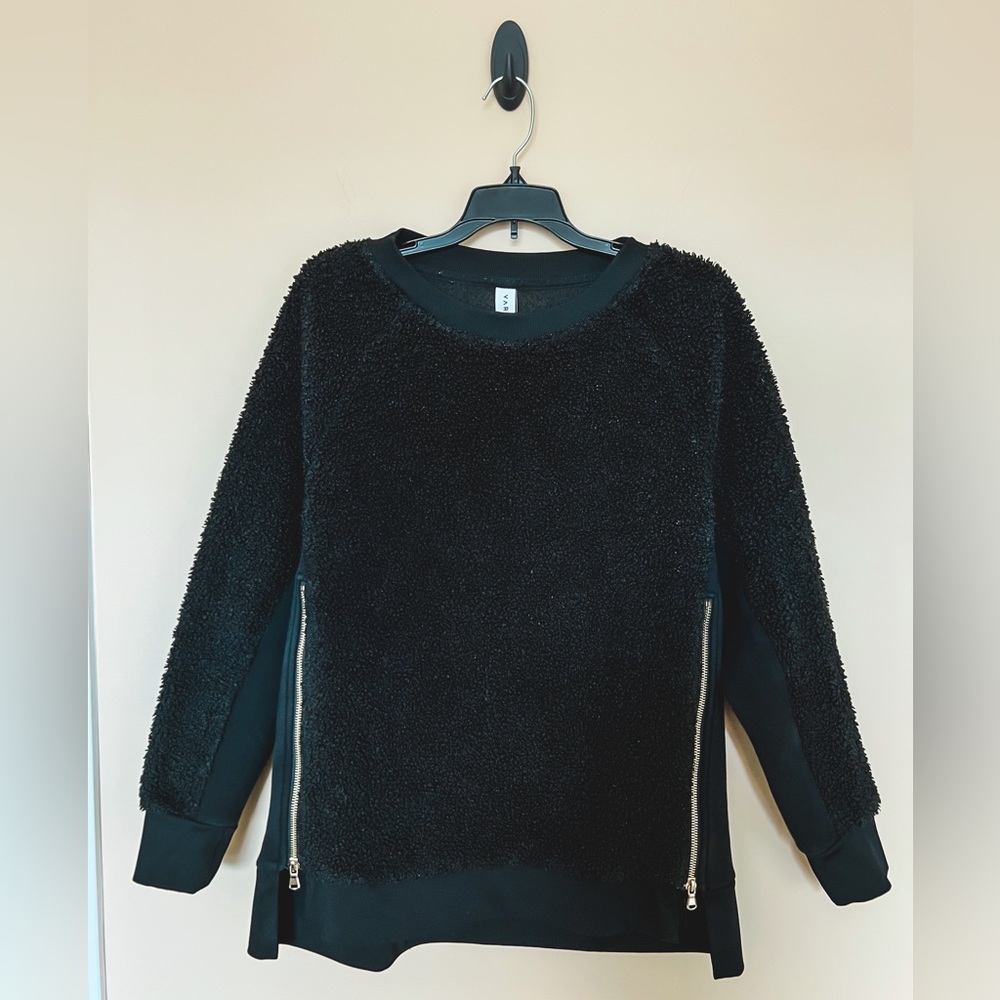 Varley Sweater - size small